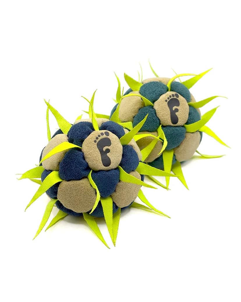 Freestyle footbag by Foot Clan