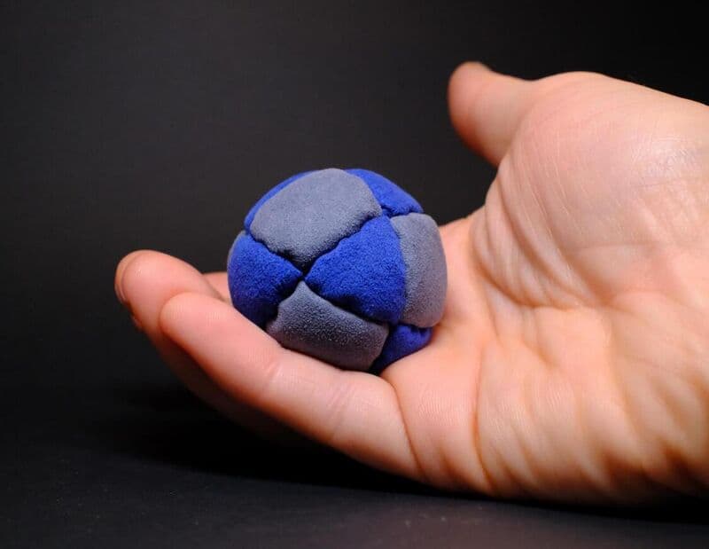 Freestyle footbag by Karibou Footbags