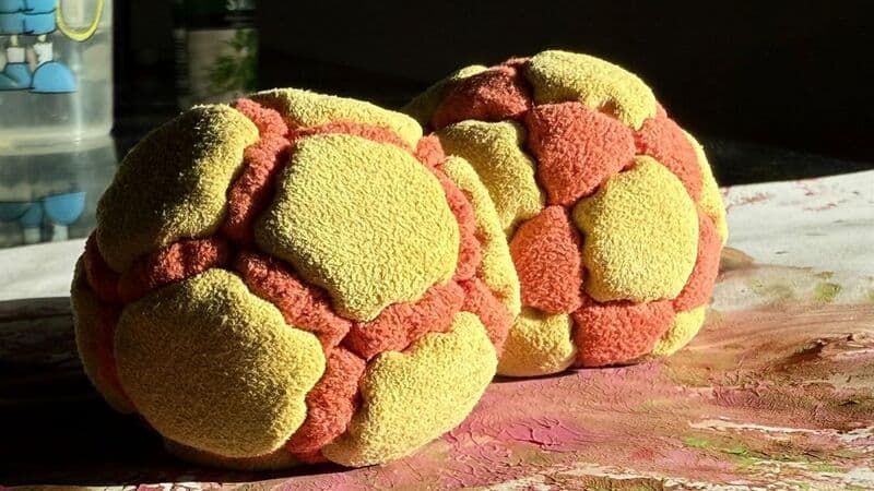 Freestyle footbag by Mäcrobag