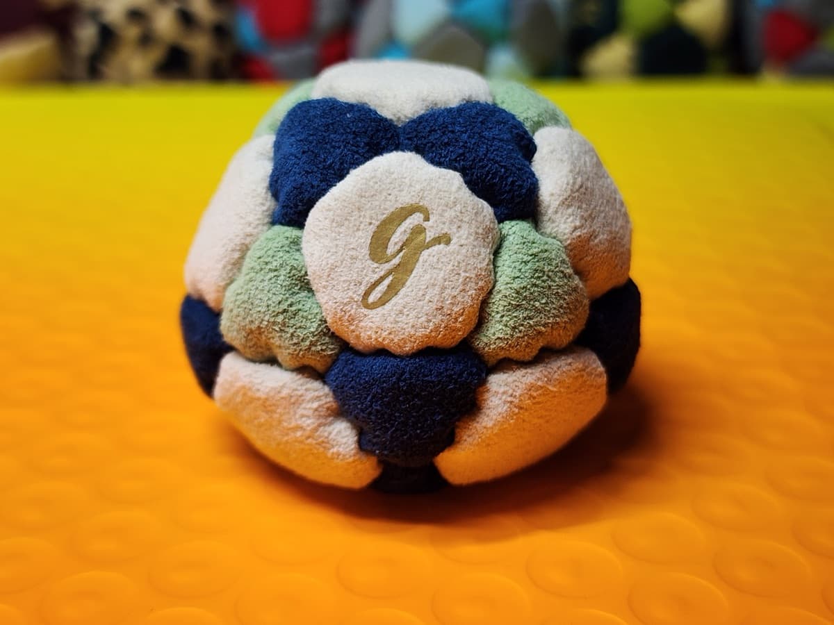 32-panel handmade freestyle footbag by G — 32-Panel Footbag by G (#101)