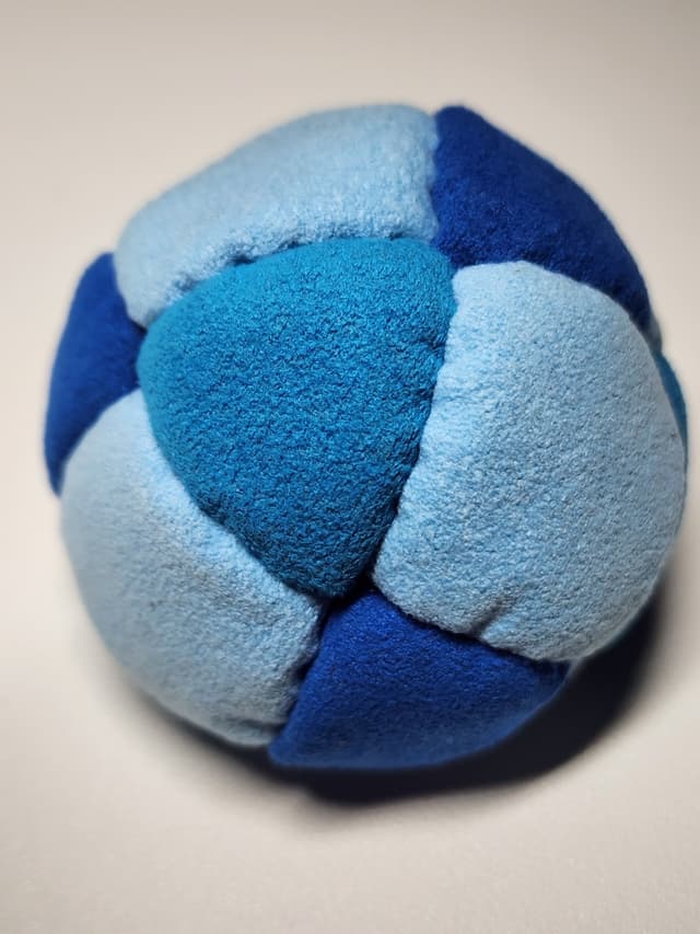 14-Panel XL Footbag by Mantis (#8)