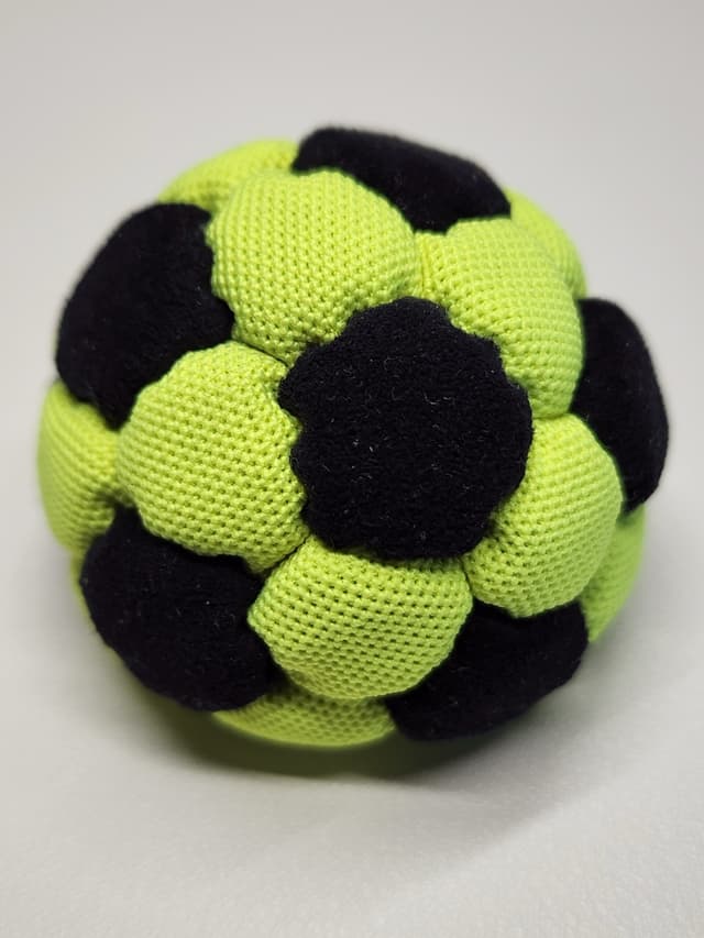 32-Panel Footbag by Mantis (#13)