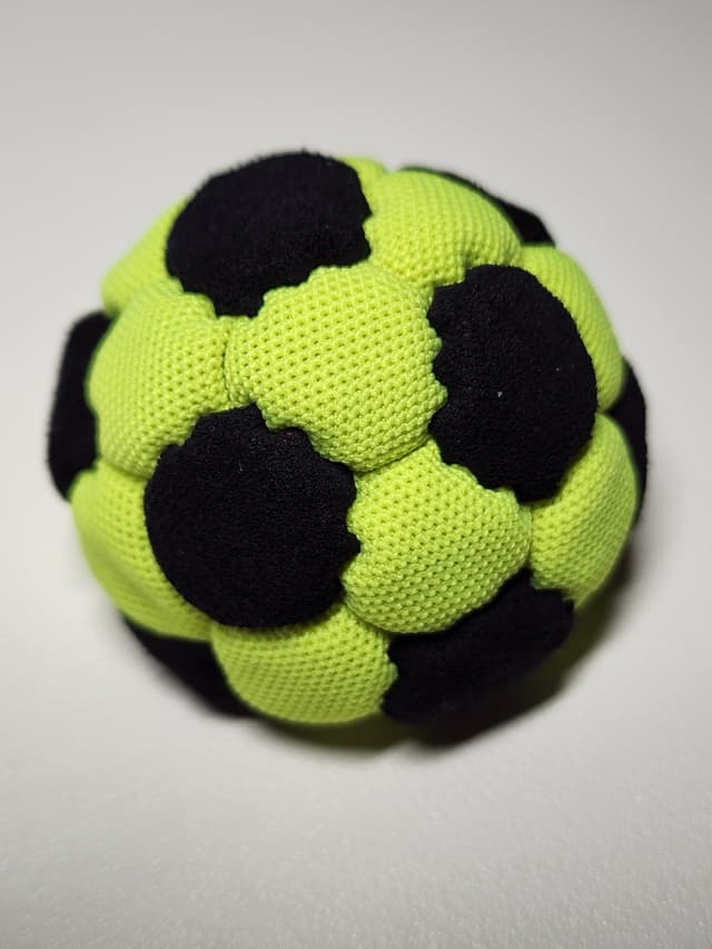 32-Panel Footbag by Mantis (#9)