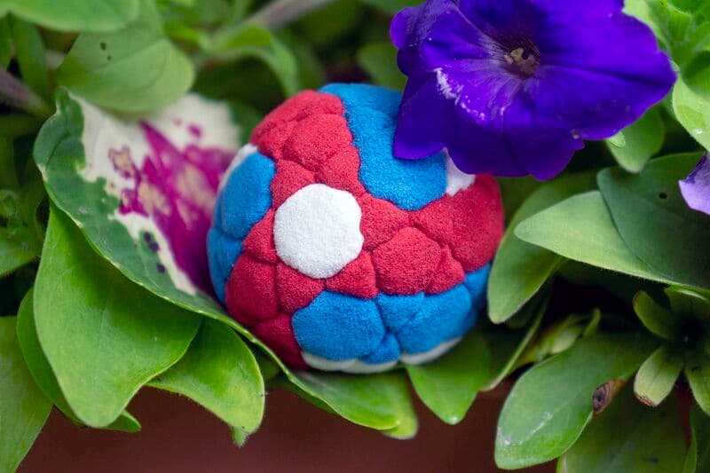 Freestyle footbag by I² Footbags