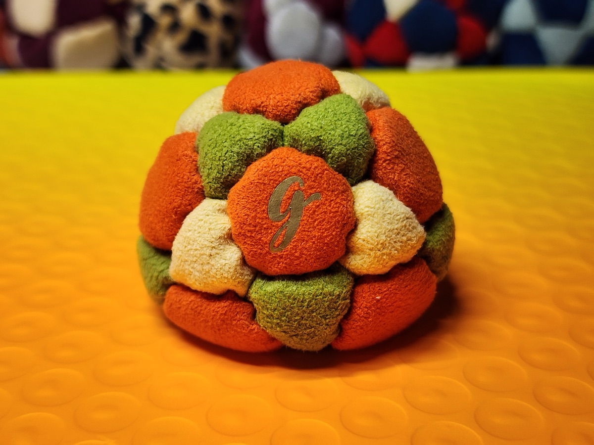 32-Panel Footbag by G (#86) — Stitched by freestyle player G. A 32-panel pro freestyle bag made from Lamous — a premium synthetic suede with a smooth, consistent feel. 32 panels, 1.9 inch, 65g.