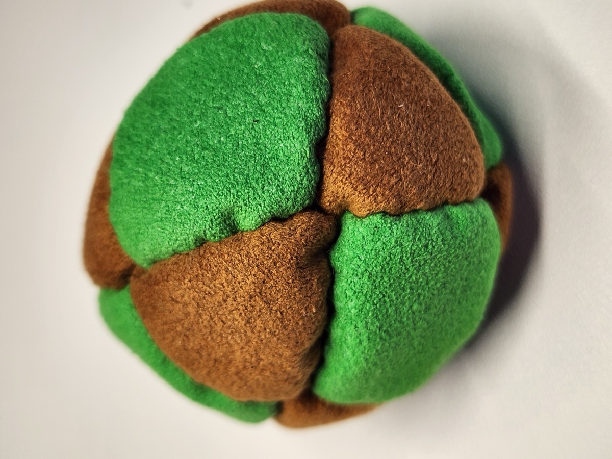 14-Panel XL Footbag by Mantis (#20) — Stitched by Nick Landes (Mantis Footbag). XL 14-panel freestyle footbag made with Ultrasuede Soft and stainless steel fill. 2.4 inch, 65g.